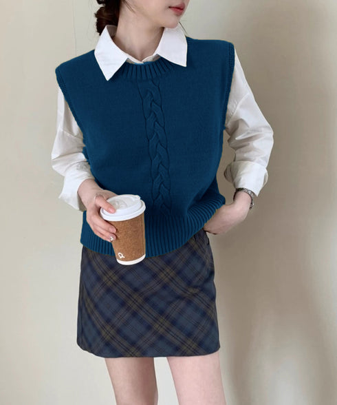 ケーブル編み ニットベスト バックボタン ニットジレ レディース ノースリーブ ニットトップス 大人 重ね着 ベストセーター カジュアル レイヤードベスト お洒落 24TPS-054